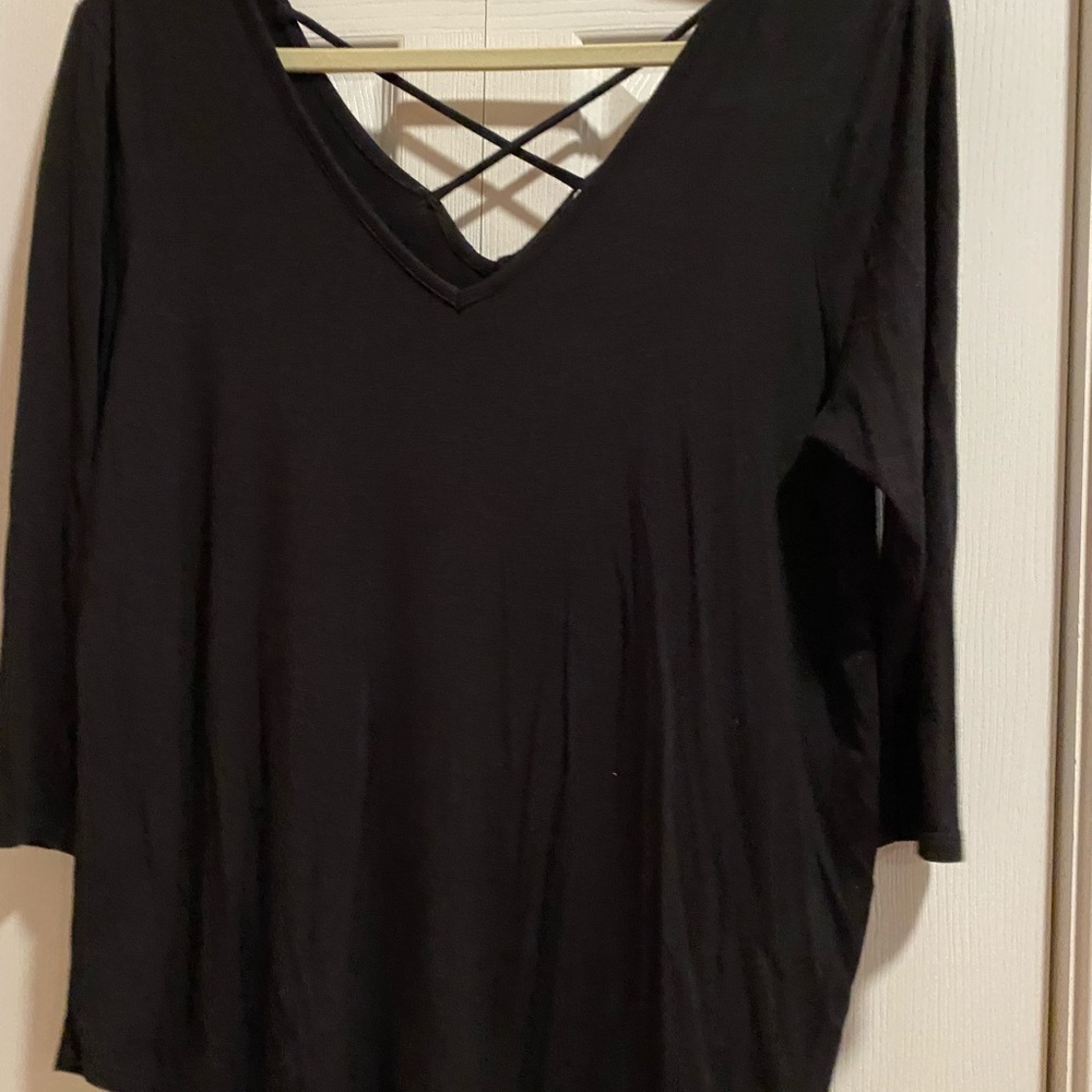 Black top 3/4 sleeve